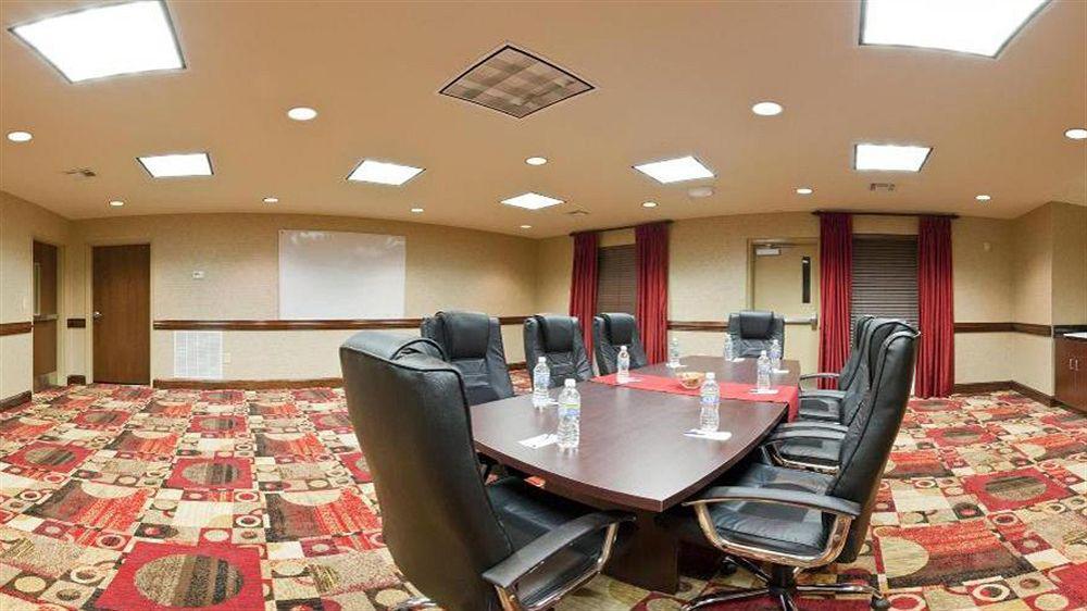 Holiday Inn Express Hotel & Suites Talladega By Ihg Экстерьер фото