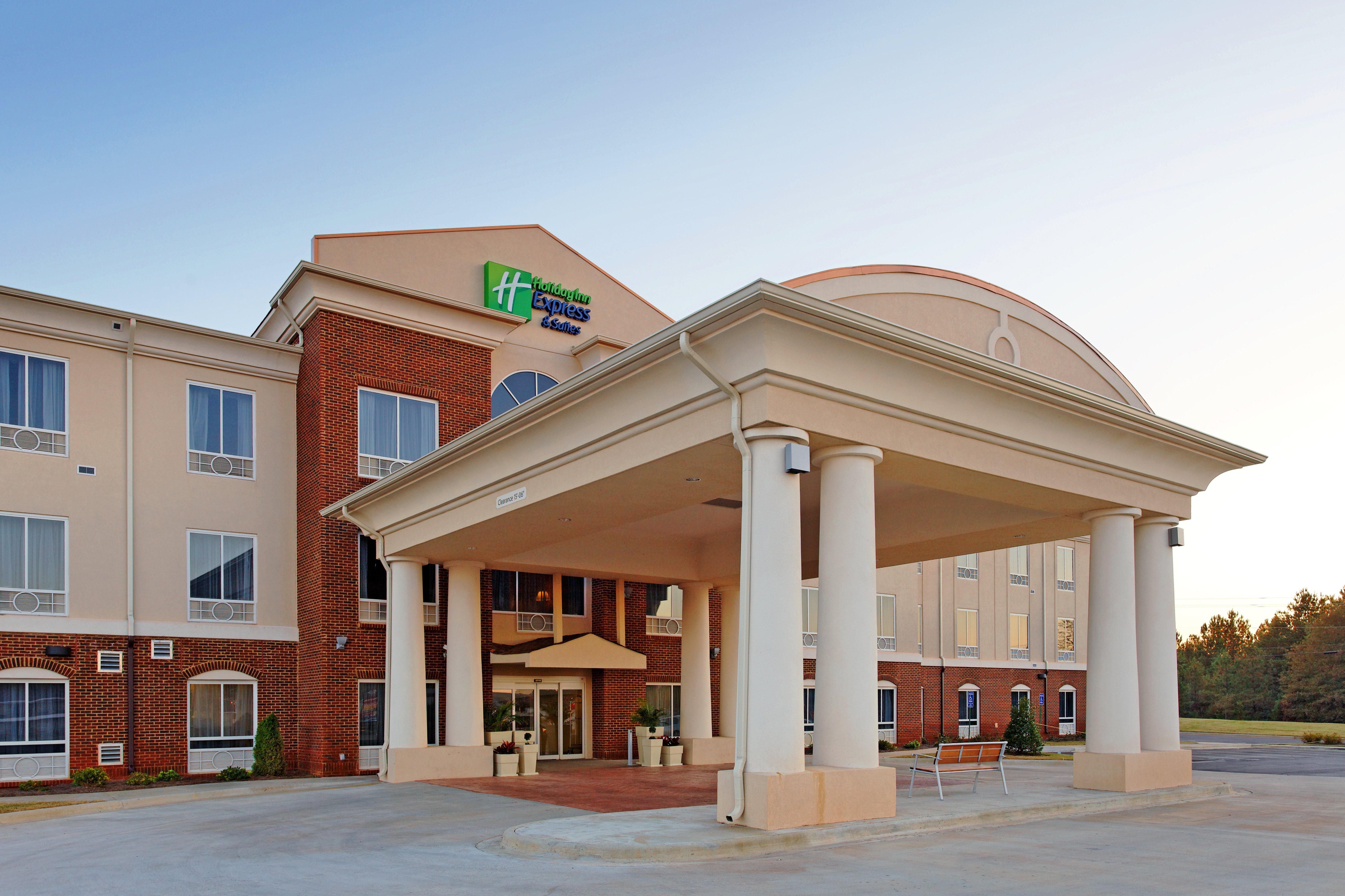 Holiday Inn Express Hotel & Suites Talladega By Ihg Экстерьер фото