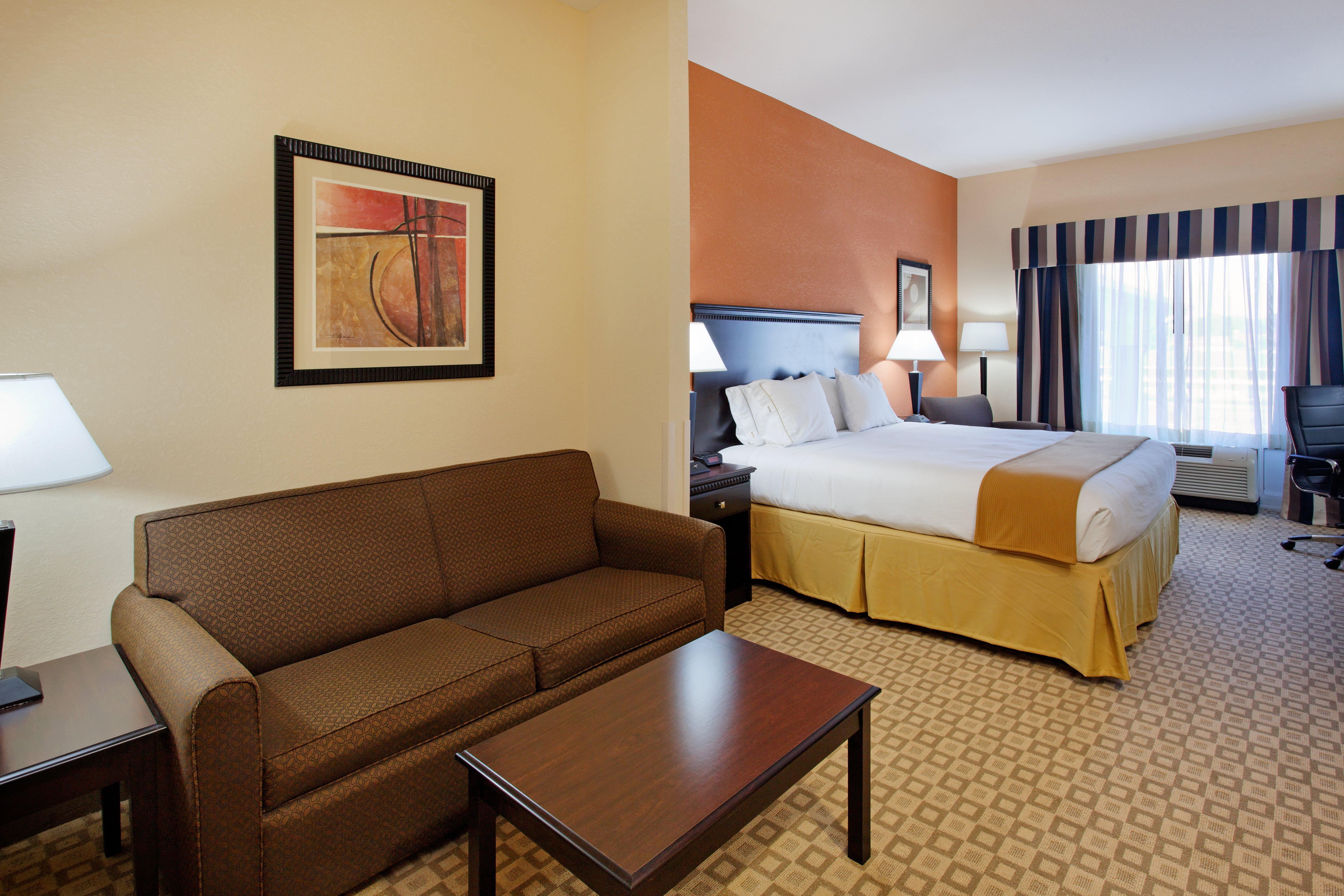 Holiday Inn Express Hotel & Suites Talladega By Ihg Экстерьер фото