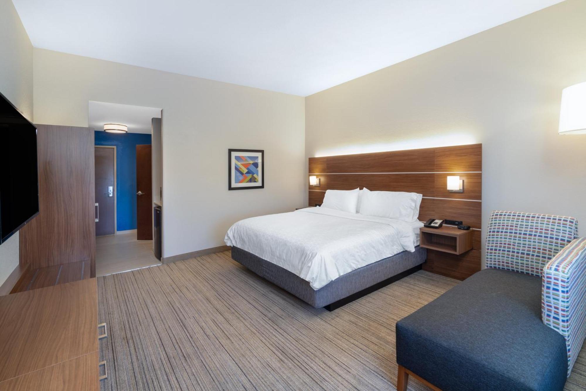 Holiday Inn Express Hotel & Suites Talladega By Ihg Экстерьер фото